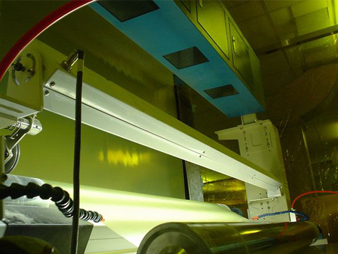 薄膜瑕疵在線檢測